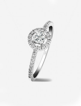 Norma: Anillo solitario de oro blanco con diamantes 0,33 kts