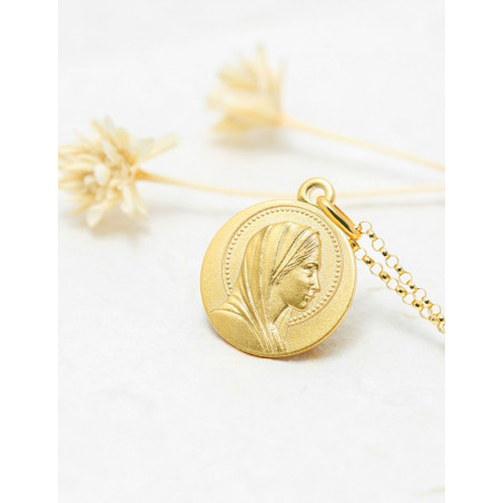 Medalla Virgen de Oro · Medalla de Comunión 16 mm Virgen con Velo