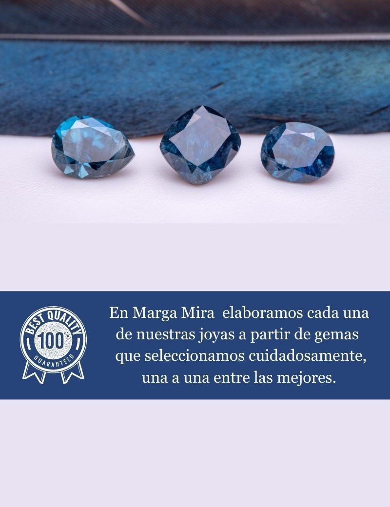 Victoria: Anillo de compromiso con zafiro y diamantes · Marga Mira