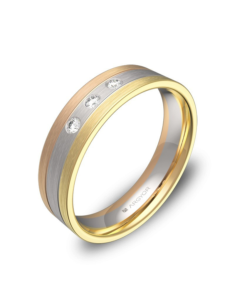 Anillo de 3 diamantes en oro tricolor 18k plano 5mm satinado