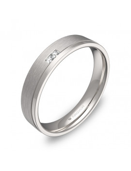 Anillo de Dos Diamante talla princesa en carril plana en oro blanco de 18k con acabado cepillado.