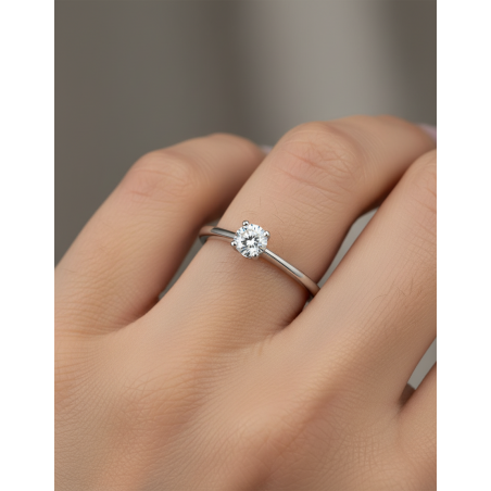 Roma: Anillo de Diamante Solitario oro Blanco 18k · Joyería Marga Mira