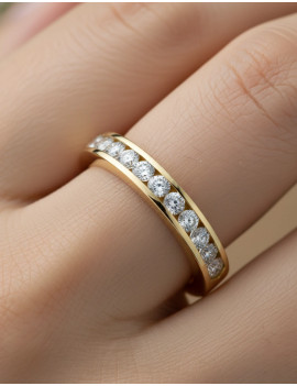 Cinthia: Anillo de Diamantes en Carril. Media Alianza Diamantes