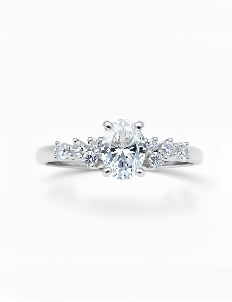 Anillo de Diamante Oval Solitario de Oro Blanco 18k · Marga Mira