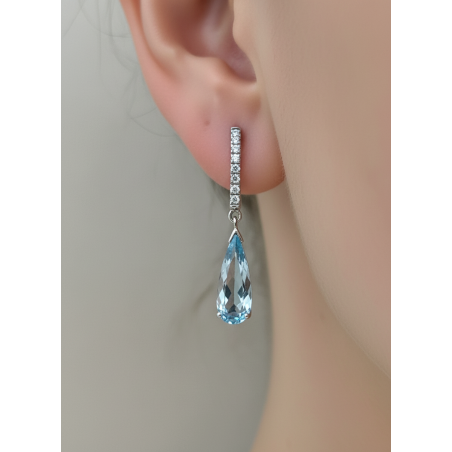 Pendientes Largos con Aguamarinas Pera y Diamantes Brillantes