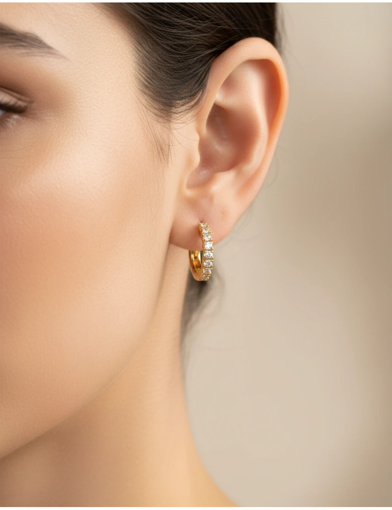 Amelia: Pendientes Aros de Diamantes en Oro Amarillo 18 kilates