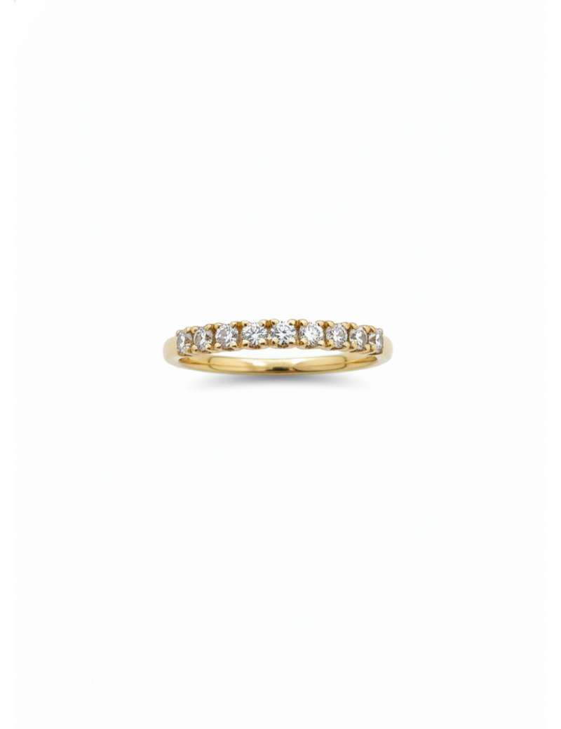 Amelia: Anillo de 9 Diamantes en Oro Blanco 18 Kilates