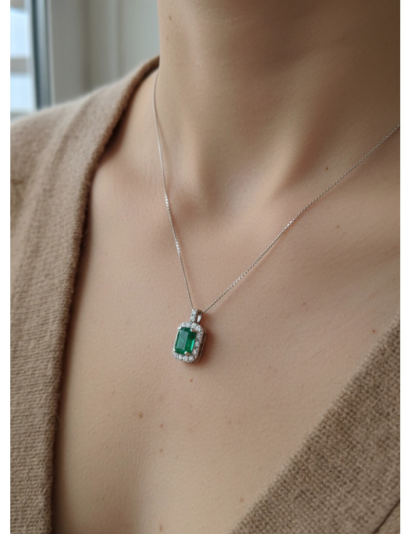 Colgante de Esmeralda y Diamantes en Oro Blanco 18k · Marga Mira