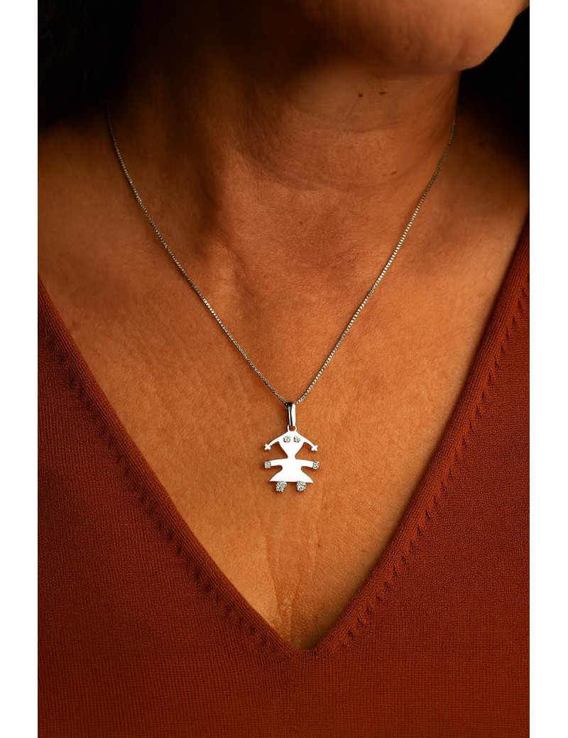 Colgante Niña con Diamantes 0.05ct Oro Blanco 18k · Joyería Marga Mira