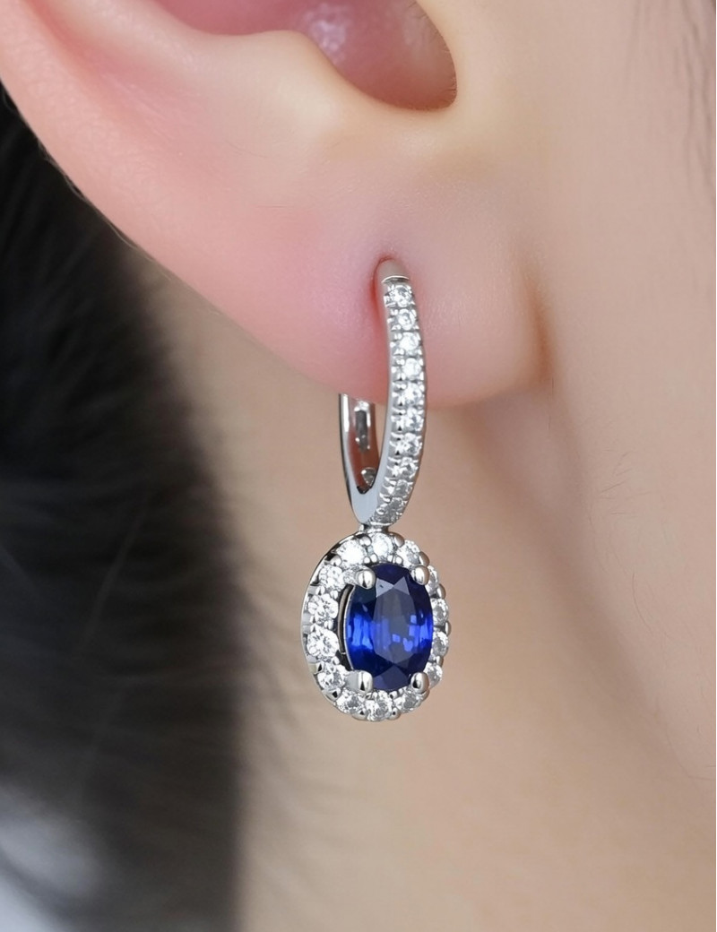 Pendientes Victoria con Zafiros Ovales y Diamantes en Oro Blanco 18k