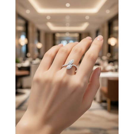 Anillo de Diamantes talla Marquise Oro Blanco 18k | Joyería Marga Mira