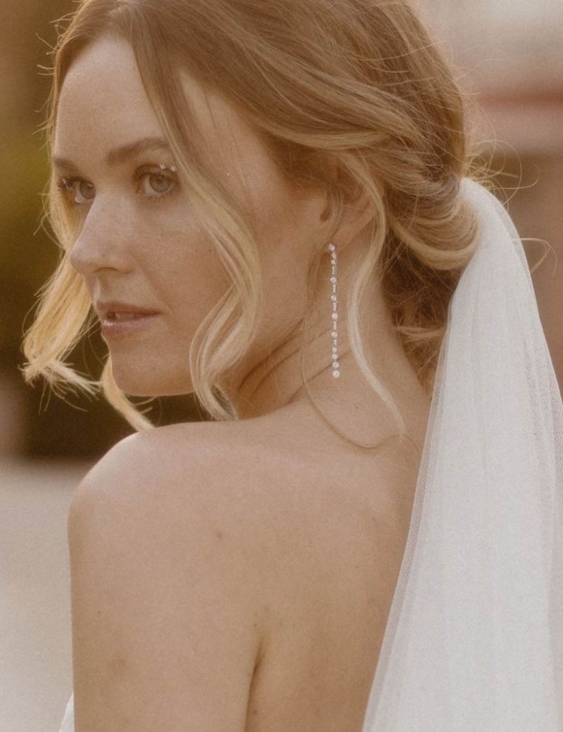 Pendientes Riviere con Circonitas Blancas de Largo 7cm · Marga Mira