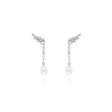 Pendientes de novia tipo trepador de 4 cm en plata con baño de rodio, circonitas blancas y perla cultivada colgante.