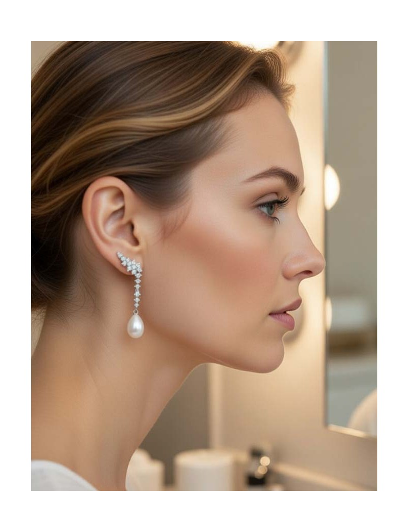 Pendientes Trepadores con Perlas y Circonitas Blancas · Marga Mira