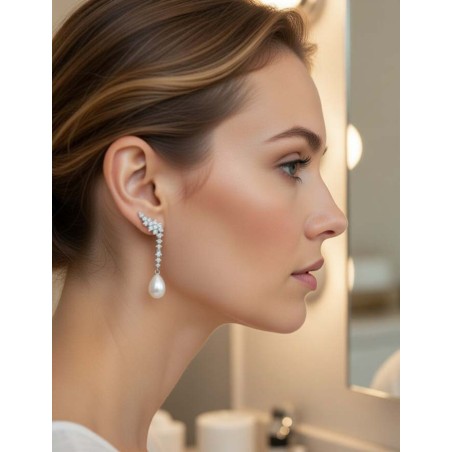 Pendientes Trepadores con Perlas y Circonitas Blancas · Marga Mira