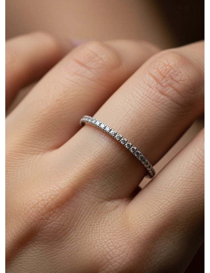 Penelope: Media Alianza de Diamantes en Oro Blanco 18kts