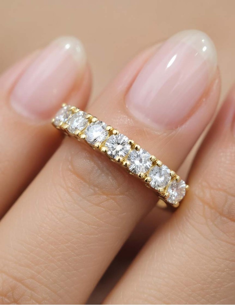 Brenda Anillo 7 Diamantes 0.65ct E-VS. Oro Amarillo 18k · Marga Mira