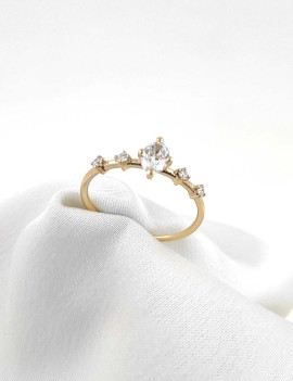 Anillo Sabrina Diamante Marquise 0.30ct GIA E-VS. Oro Amarillo 18k