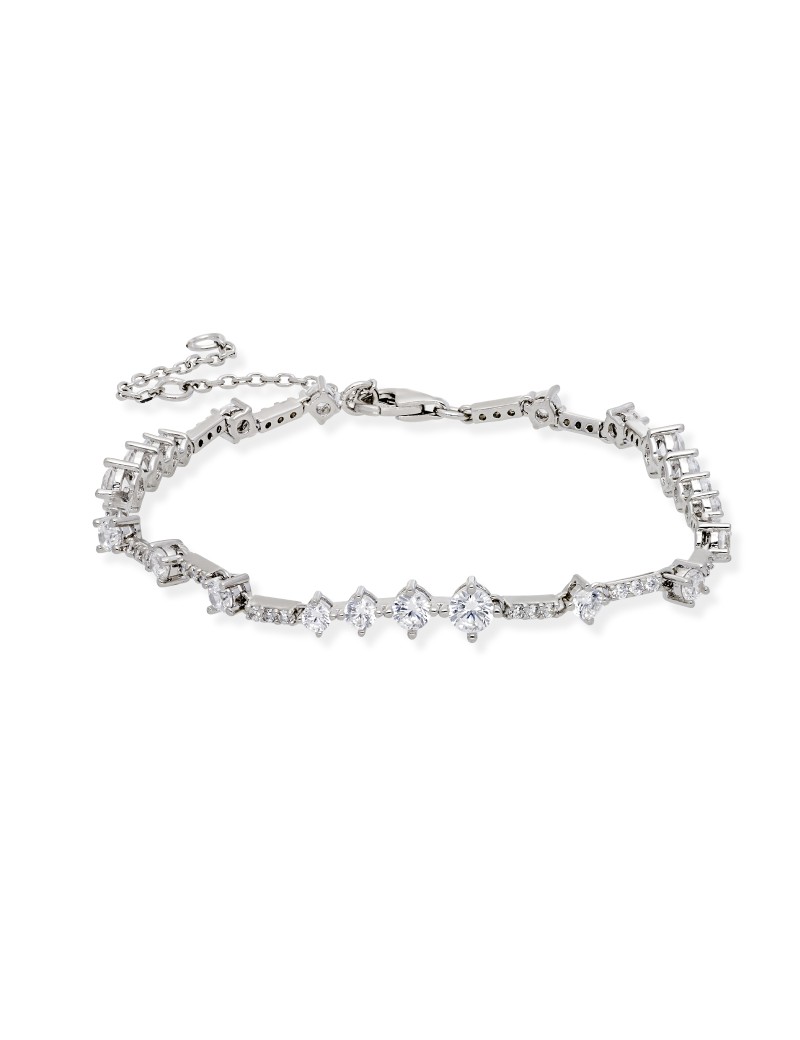 Pulsera de novia modelo Claudia realizada en plata con diseño articulado de circonitas blancas y cierre ajustable.