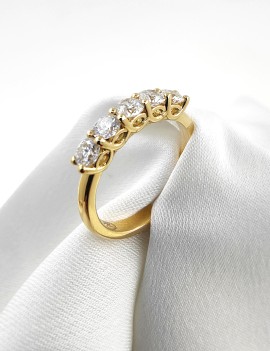 Hilda: Anillo de 5 Diamantes Oro Amarillo 18 K · Joyería Marga Mira