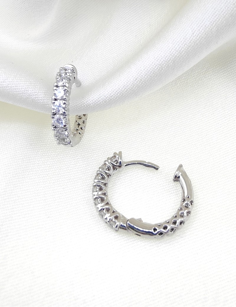 Brenda: Pendientes Aros de Diamantes 3 mm en Oro Blanco 18k