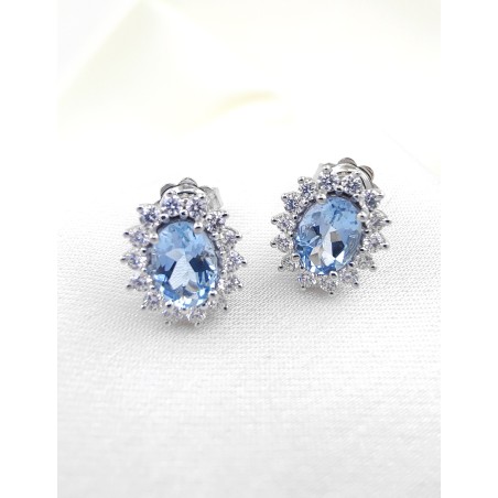 Pendientes de Aguamarina Ovalados 5x7mm y Diamantes Oro Blanco 18k
