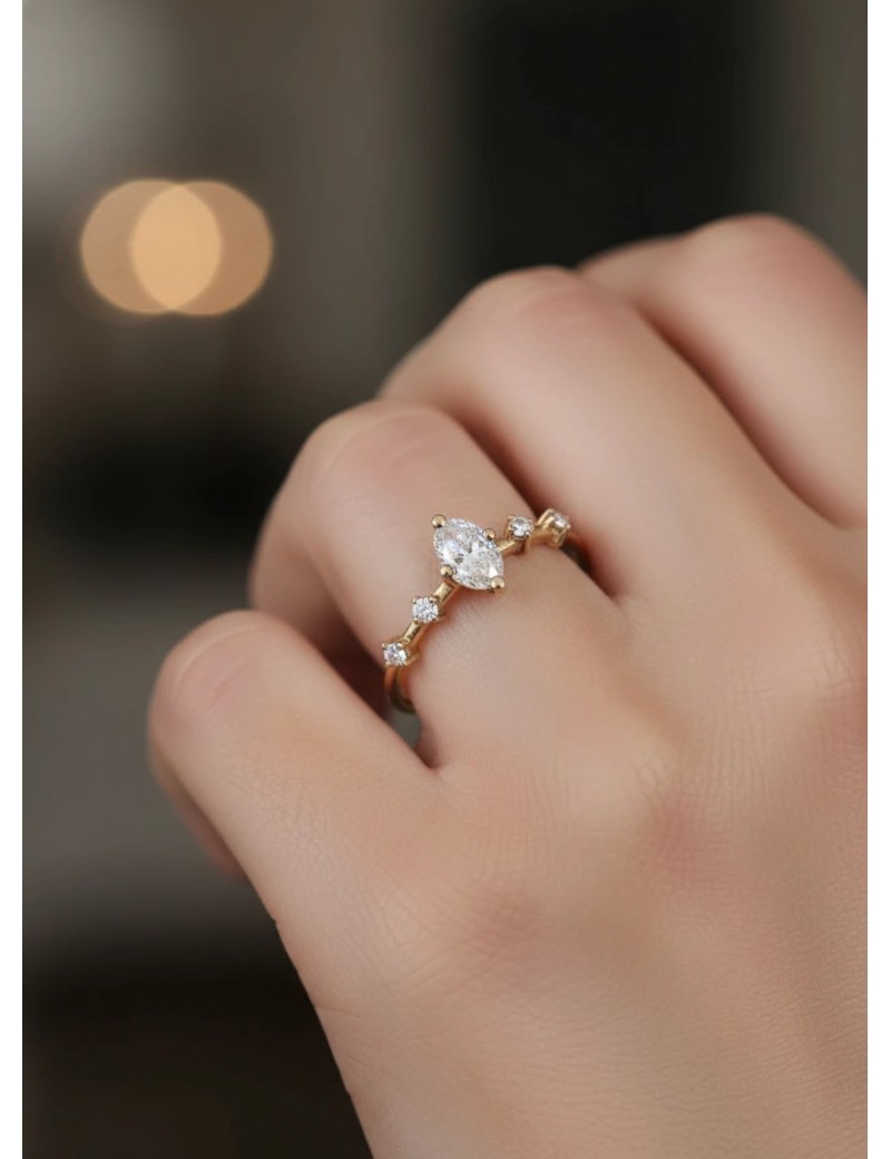 Sabrina: Anillo de Compromiso Estilo Estación y Diamante Marquesa GIA