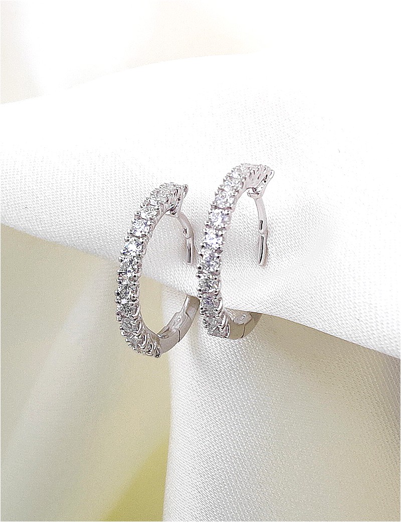 Amelia Pendientes Aro Oro Blanco 18k | 26 Diamantes 0.72ct E-VS