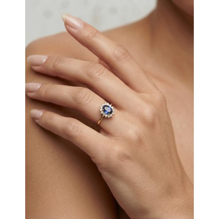 Anillo Zafiro Oval 5x7mm Diseño Corona. Diamantes 0.28ct E-VS