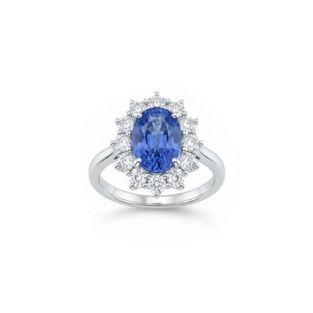 Victoria: Anillo de Zafiro 6x8 mm y Diamantes · Oro Blanco 18k