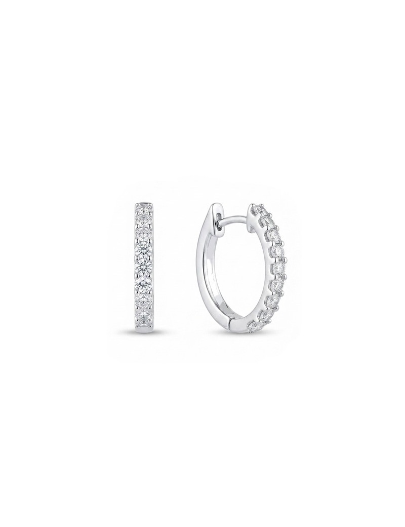 Pendientes de aro Amelia en oro blanco de 18 quilates con una hilera de diamantes de talla brillante en la sección frontal.
