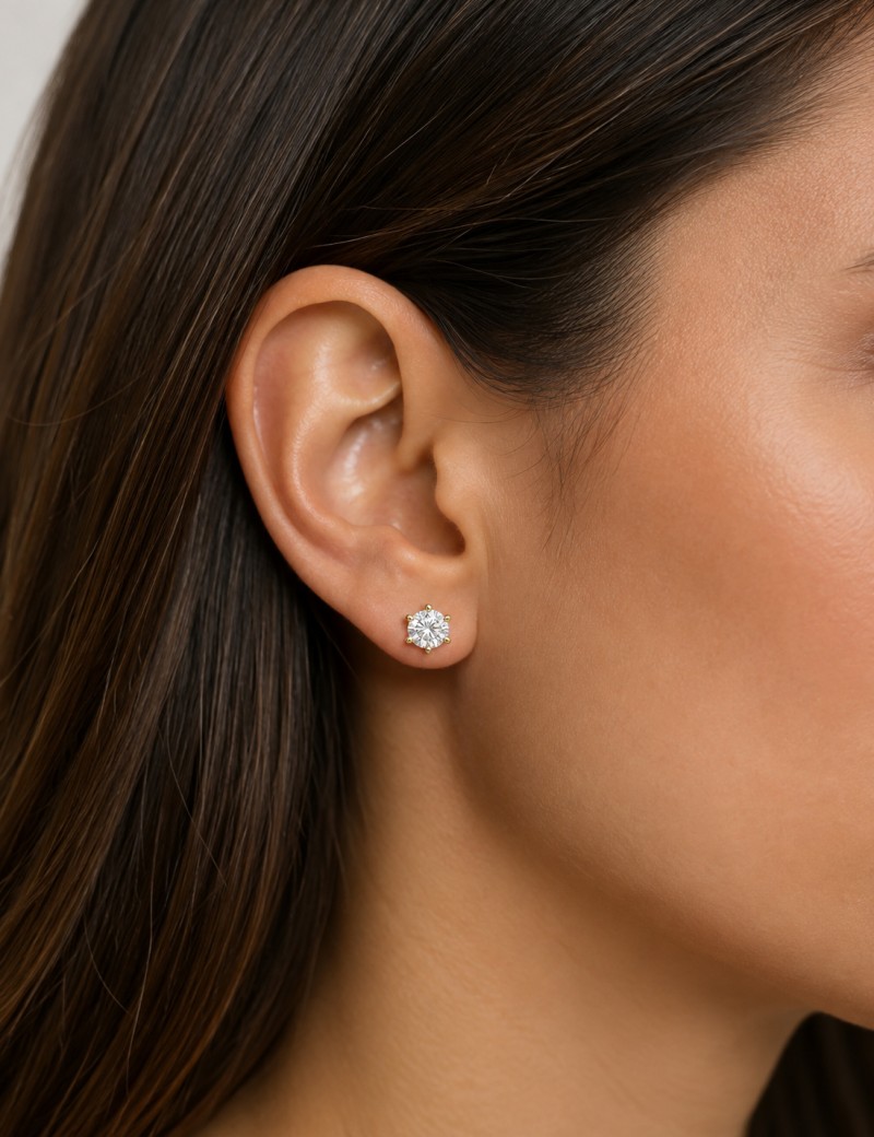 Fabiola: Pendientes de Diamantes en Oro Amarillo 18k · Marga Mira