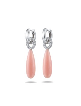 Pareja de apliques para criollas modelo Lola en oro blanco de 18 quilates con gotas de coral rosa y aro pavé de 34 diamantes.