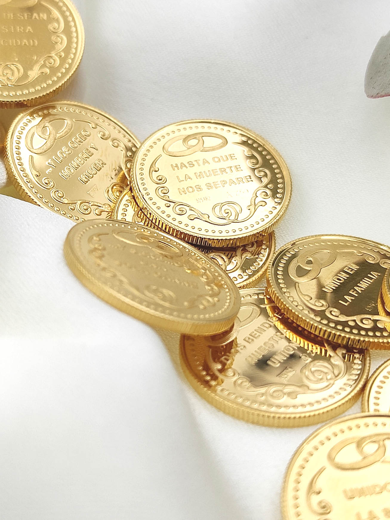 Conjunto De 13 Moedas Arras De Boda Em Ouro - Presente De Casamento Espanhol Com Caixa Livro