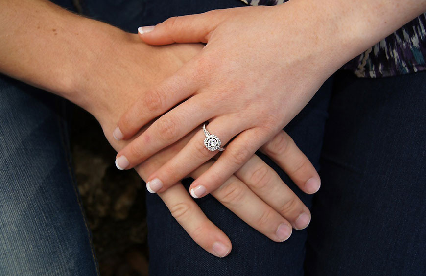 Los mejores 8 consejos para cuidar tu anillo de compromiso